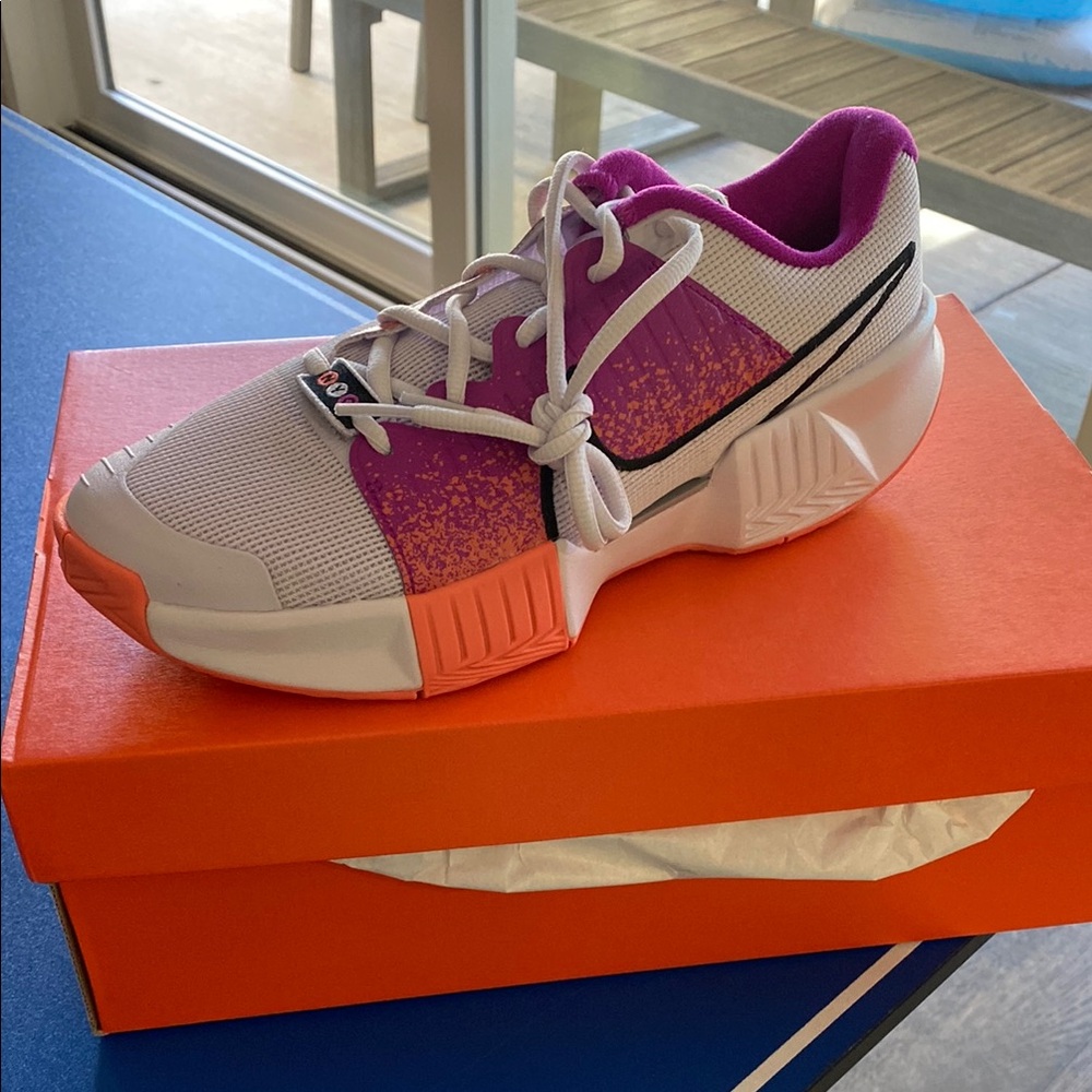 Nike Vibrant Purple Athletic Shoes